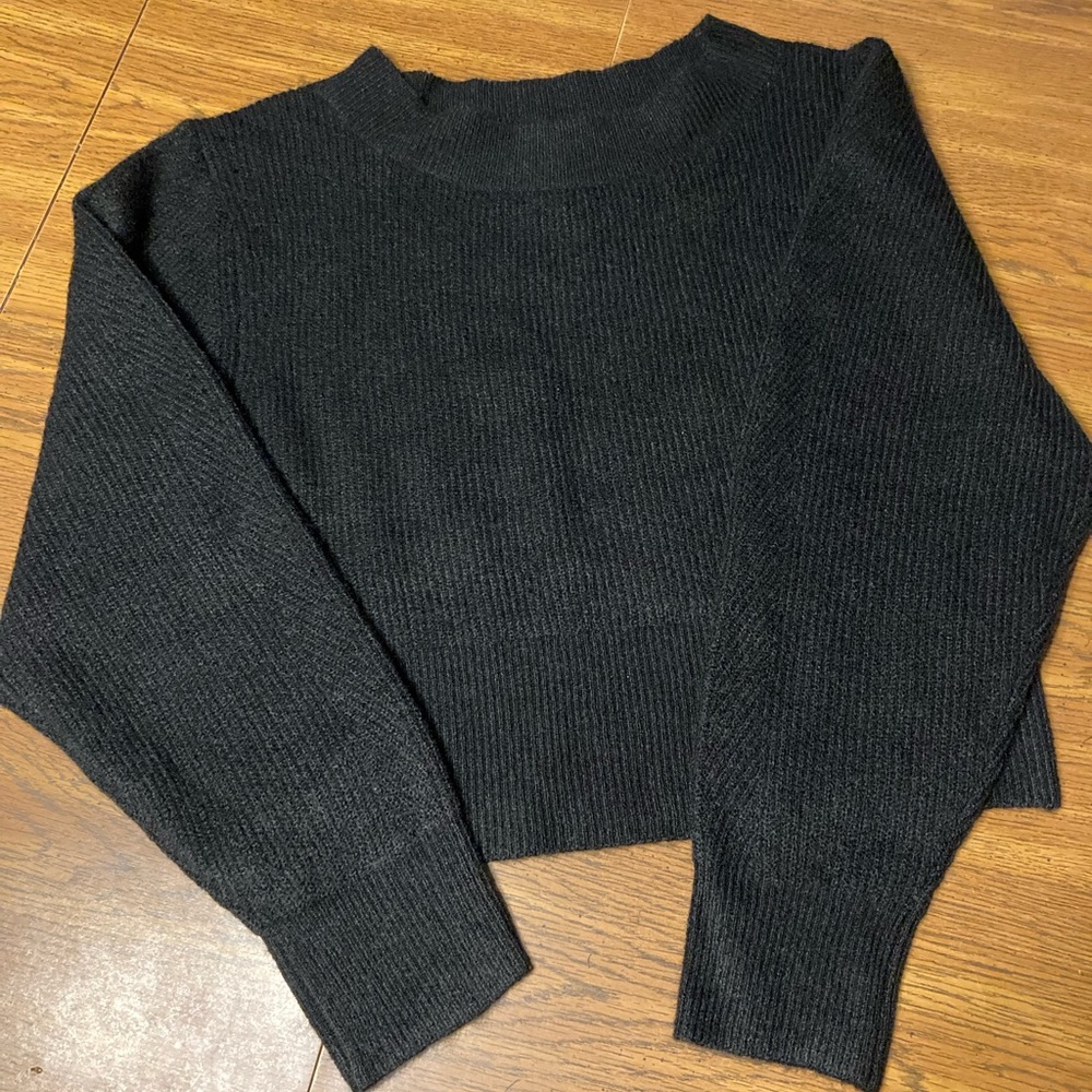 TopShop Women’s Sweater.